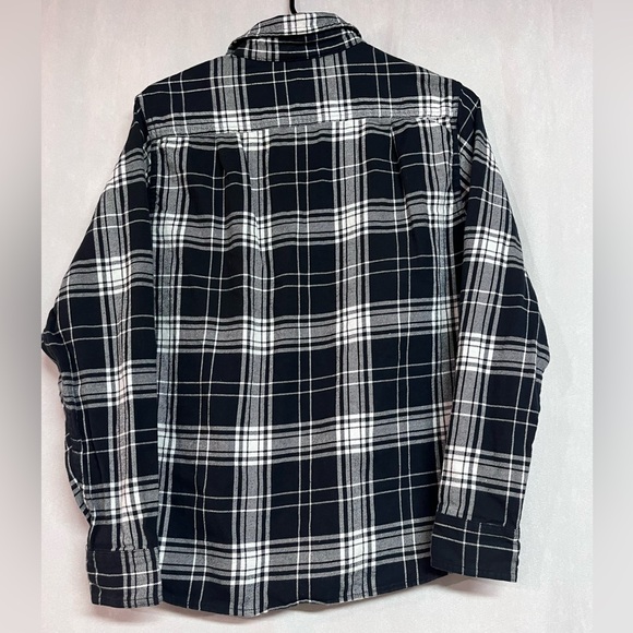 Tilley Women's Black and White Plaid Button-Up Shirt Size XS NWOT - Picture 3 of 3
